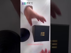 Embalaje de botellas de perfumes